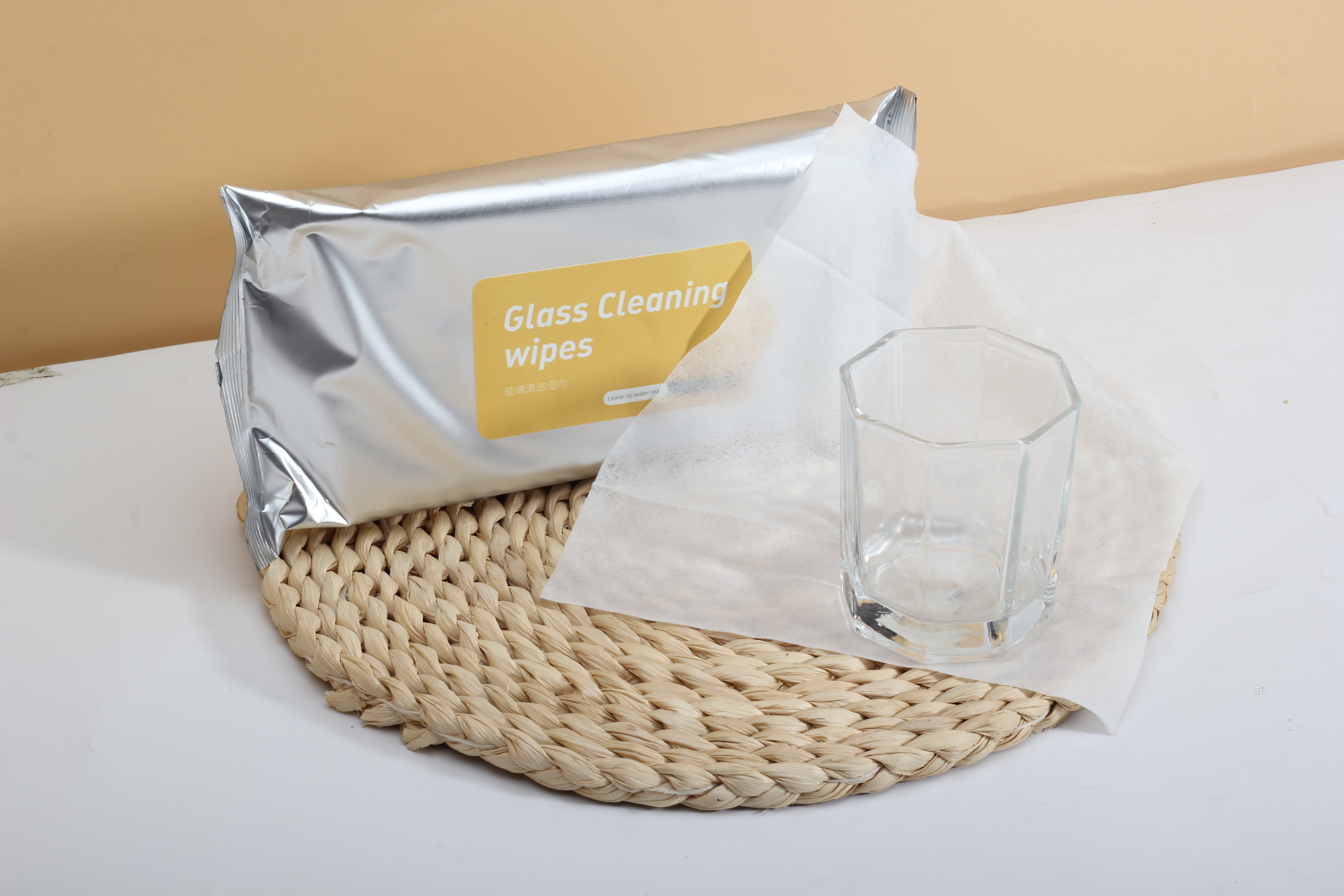 Glass Cleaning Wipes Fresh Scented Non-Alcoholic Glass Cleaning Wipes