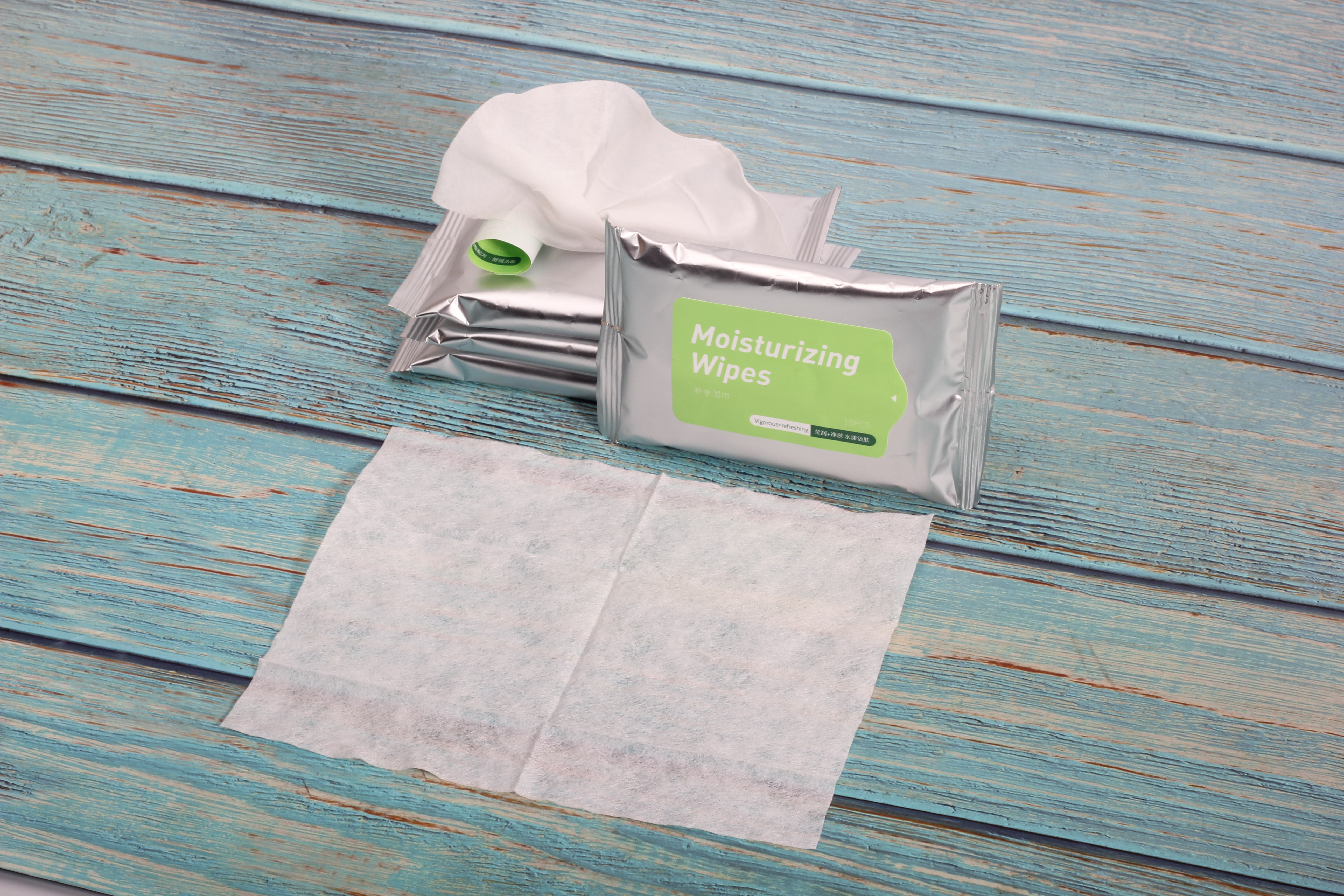 Premium Wet Tissue: Convenient and Effective Anti-Bacterial Protection